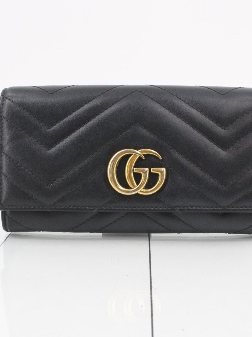 Authentic Gucci GG Marmont Matelassé Leather Continental Wallet – Black